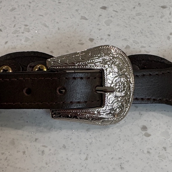 Women’s Brown Genuine Leather Western Cowgirl Belt with Silver Buckle 37 inches - Picture 3 of 8